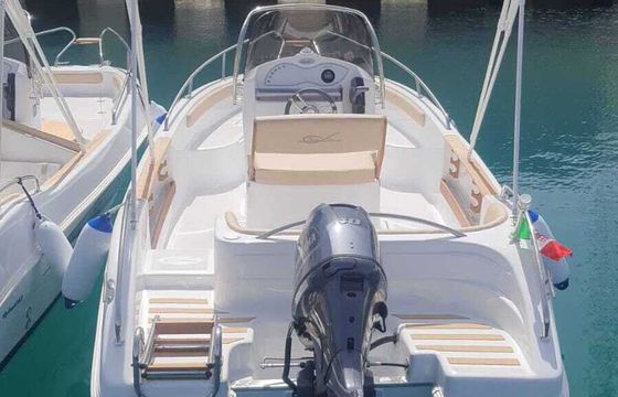 Boat without licence  Prestige One Ascari 40hp