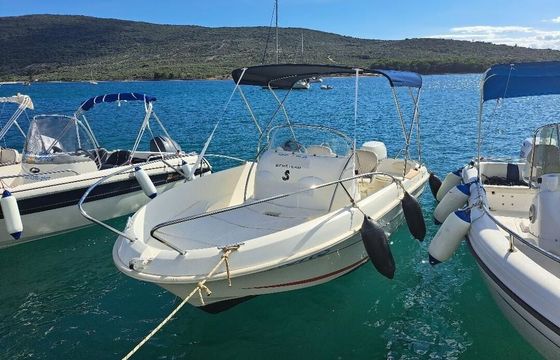 Motorboat Beneteau Flyer 5.5 100hp
