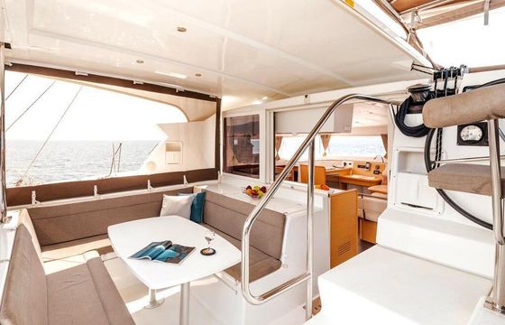 Catamaran Lagoon 421 12.61m
