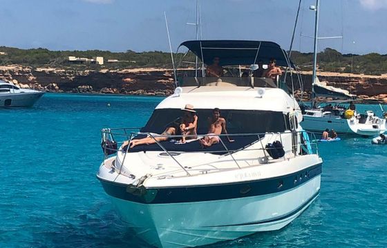 Motor yacht Fairline Squadron 55 1220hp