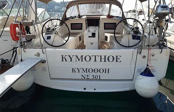 Sailboat Jeanneau Sun Odyssey 410 12.35m