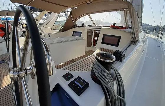 Sailboat Jeanneau Sun Odyssey 410 12.35m