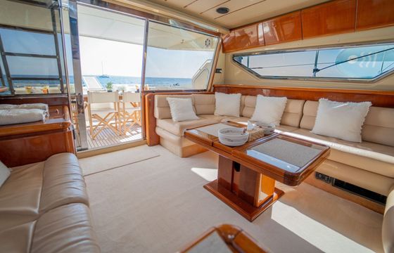 Motor yacht Ferretti 62 Fly 2030hp