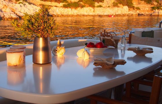 Motor yacht Posillipo 80 4000hp