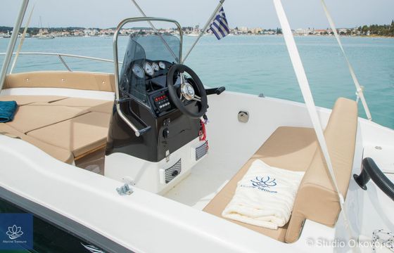 Motorboat Nireas comfort 490 60hp
