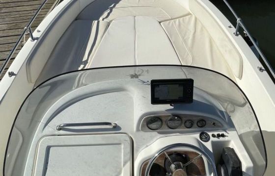 Motorboat Jeanneau Cap Camarat 6.5 Cc 150hp