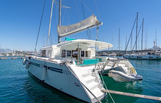 Catamaran Lagoon-Bénéteau Lagoon 450 F - 4 + 2 cab. 13m