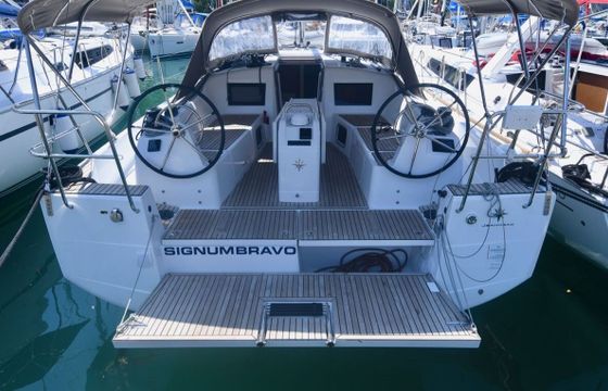 Sailboat JEANNEAU SUN ODYSSEY 410 12.35m