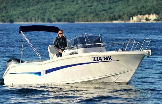 Motorboat ELAN 650 Cabin 150hp