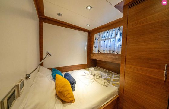 Gulet Custom Comfortable gulet from Bodrum up to 6 passangers 22m