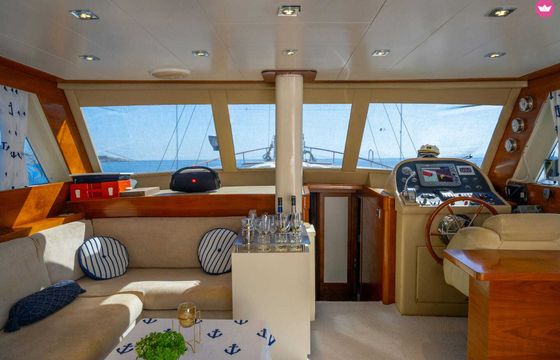 Gulet Custom Comfortable gulet from Bodrum up to 6 passangers 22m