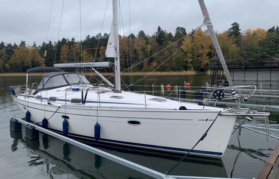 Sailboat Bavaria 42 Cruiser 13m