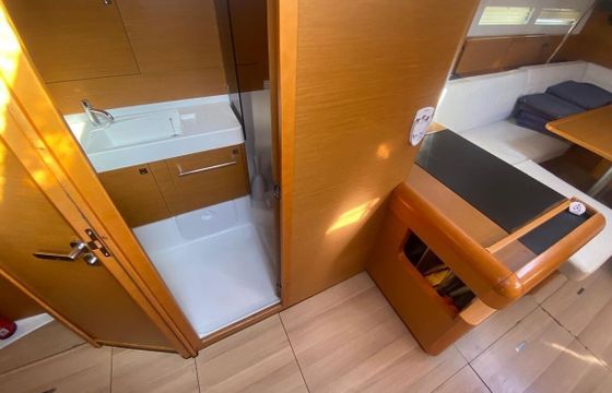 Sailboat Sun Odyssey 519 15m