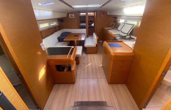 Sailboat Sun Odyssey 519 15m