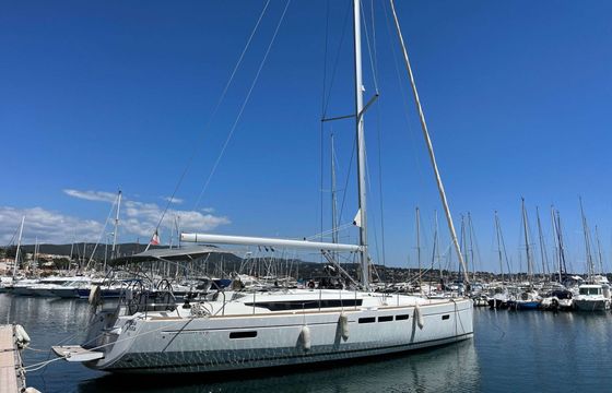 Sailboat Sun Odyssey 519 15m