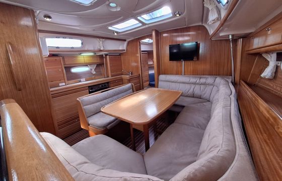 Sailboat Bavaria 39 Cruiser 11m