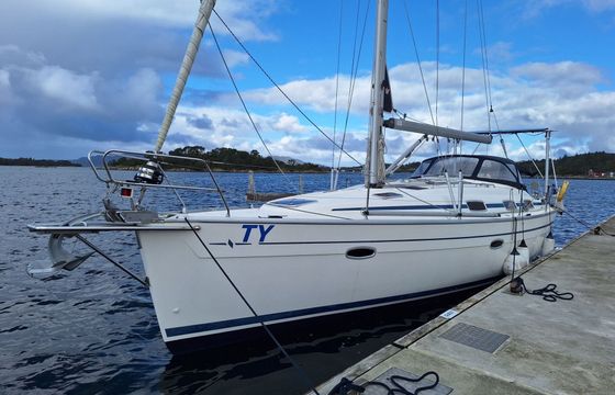 Sailboat Bavaria 39 Cruiser 11m