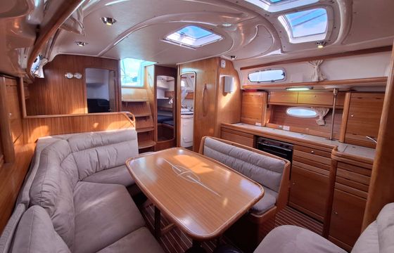 Sailboat Bavaria 39 Cruiser 11m