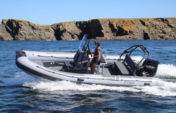 RIB Zodiac pro 6.5 2022 140hp