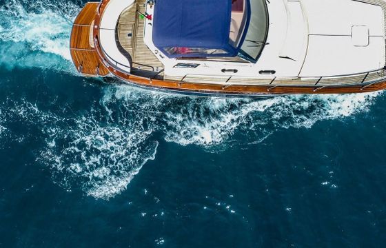Motorboat Apreamare 10 500hp