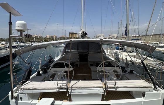 Sailboat Hanse 510 15.97m