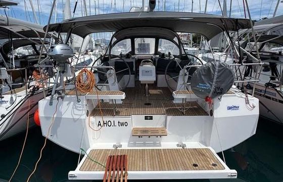 Sailboat Bavaria Yachtbau Bavaria C42 12m