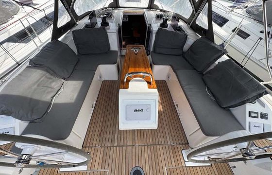 Sailboat Bavaria Yachtbau Bavaria C42 12m