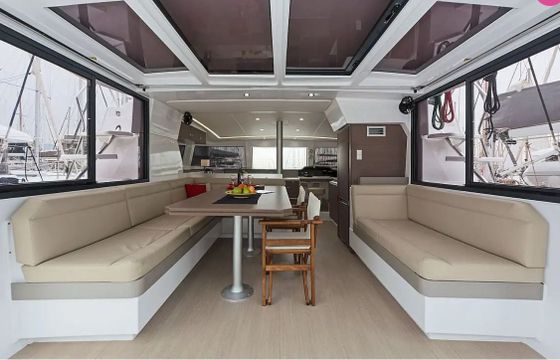 Catamaran Catana Group Bali 4.1 - 4 + 2 cab. 12m