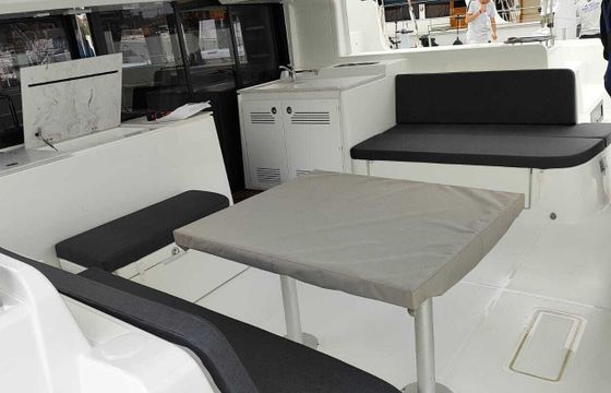Catamaran Lagoon 46  13m