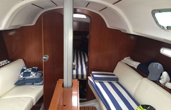 Sailboat Beneteau First 31.7 9.61m