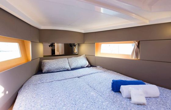 Sailboat Beneteau Oceanis 38.1 11.5m