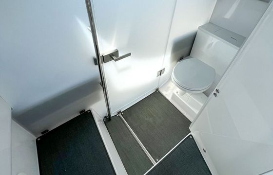Motorboat Axopar 37XC Cross Cabin 600hp