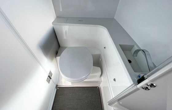 Motorboat Axopar 37XC Cross Cabin 600hp