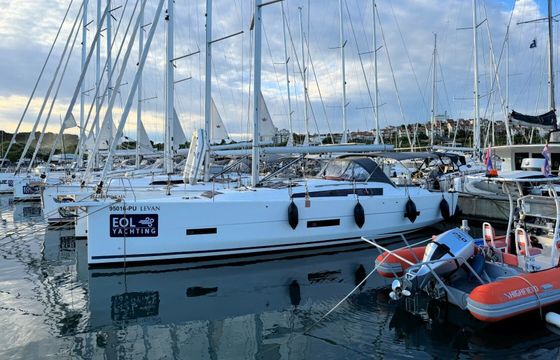 Sailboat Dufour 430 Grand Large 12m