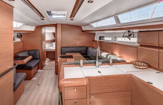 Sailboat Jeanneau Sun Odyssey 419 - 3 cab. 12m