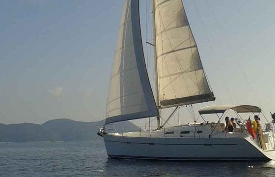 Sailboat Beneteau Beneteau Oceanis 393 Clipper 12m