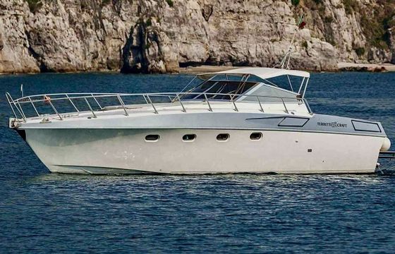 Motorboat Ferretti Altura 40 375hp