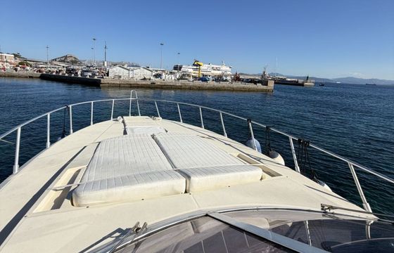 Motorboat Ferretti Altura 40 375hp