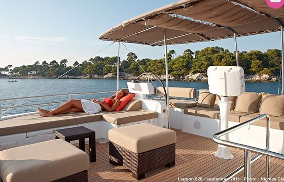 Catamaran Lagoon-Bénéteau Lagoon 620 - 6 + 2 cab. 18.9m
