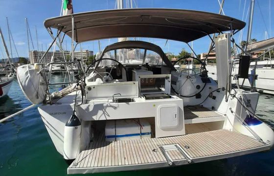 Sailboat Dufour Dufour 412 Grand Large 12.7m