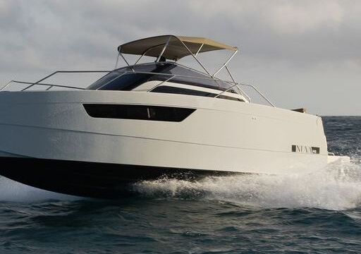 Motorboat NUVA M9 CABIN 350hp