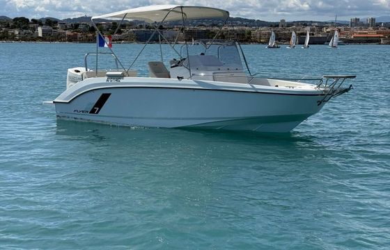 Motorboat Beneteau Flyer 7 SPACEdeck 175hp