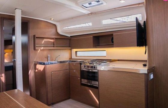 Sailboat Beneteau Oceanis 40.1 12.15m