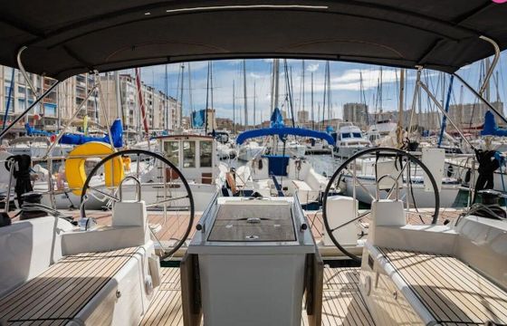 Sailboat Beneteau Oceanis 40.1 12.15m