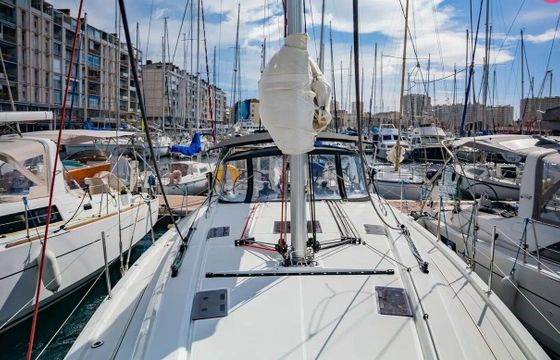 Sailboat Beneteau Oceanis 40.1 12.15m