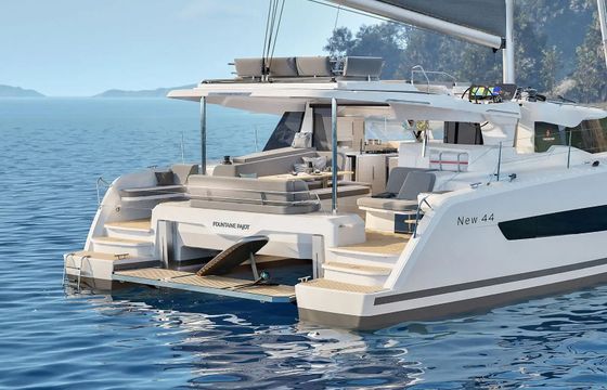 Catamaran Fountaine Pajot NEW 44 (4 CAB + 4SDB) 13m
