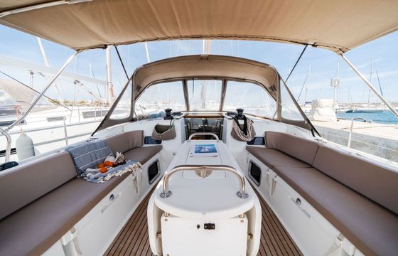 Sailboat Jeanneau Sun Odyssey 519 15.38m