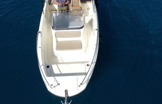 Motorboat Quicksilver Activ 675 Open 150hp