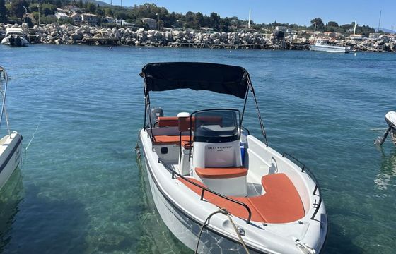 Motorboat Poseidon Blue Water 185 30hp
