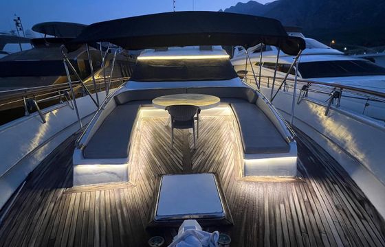 Motor yacht Custom Italian 2011 2100hp
